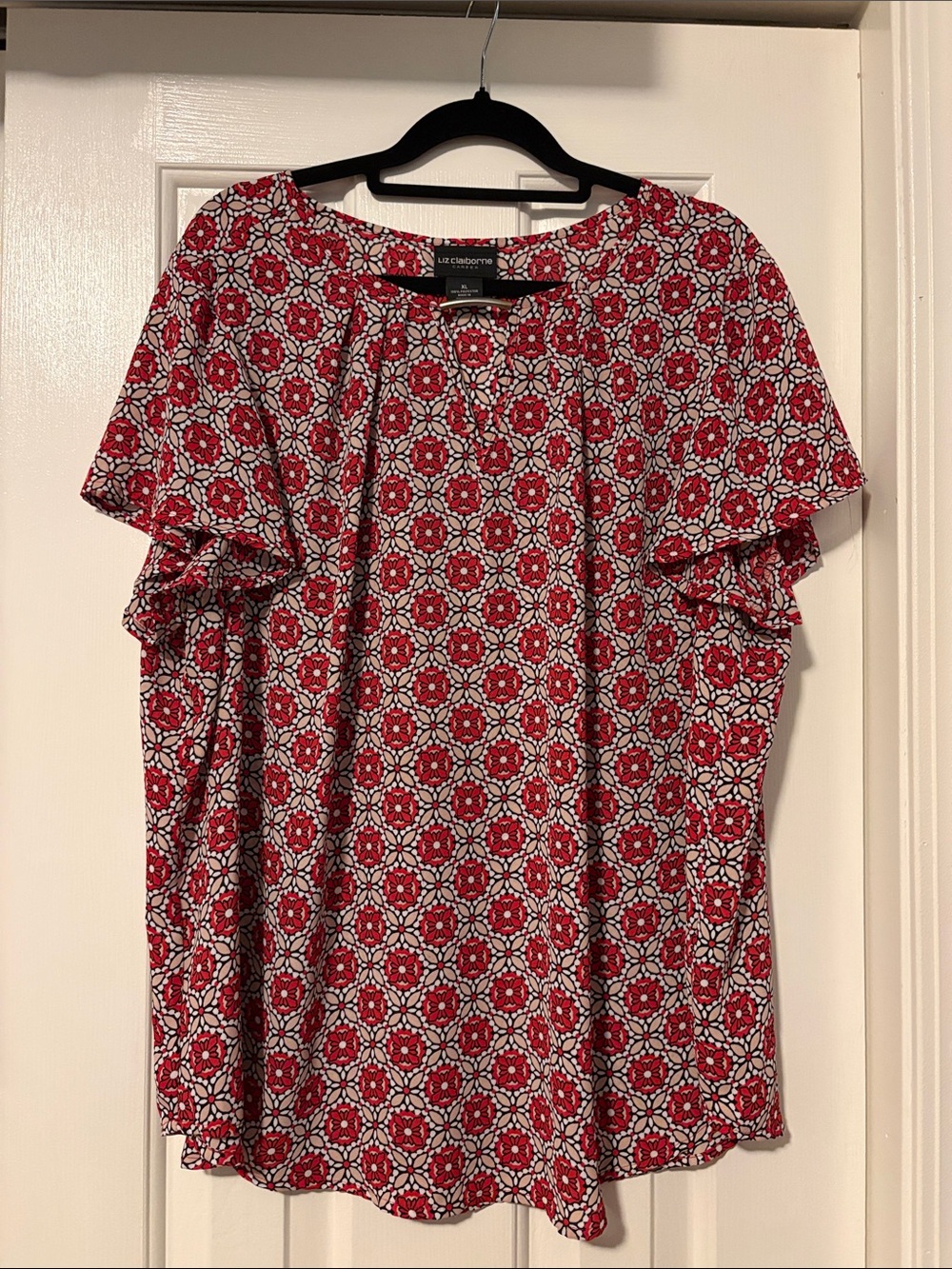 Liz Claiborne Red and White Geometric Short Sleeve Blouse